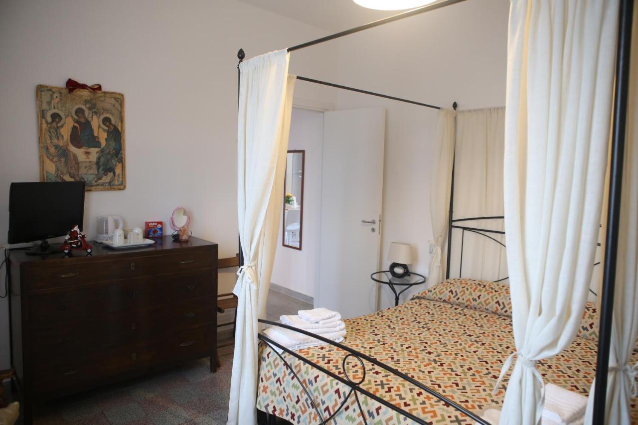 Corsomessina64 Bed & Breakfast Crotone Dış mekan fotoğraf